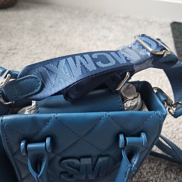 STEVE MADDEN BBABI QUILTED CROSSBODY/WRISTLET HANDBAG w/2 STRAPS-MARINE BLUE NWT - Picture 2 of 6